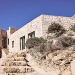 Вилла Ninos
