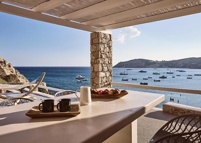 Ninos Villa Provatas